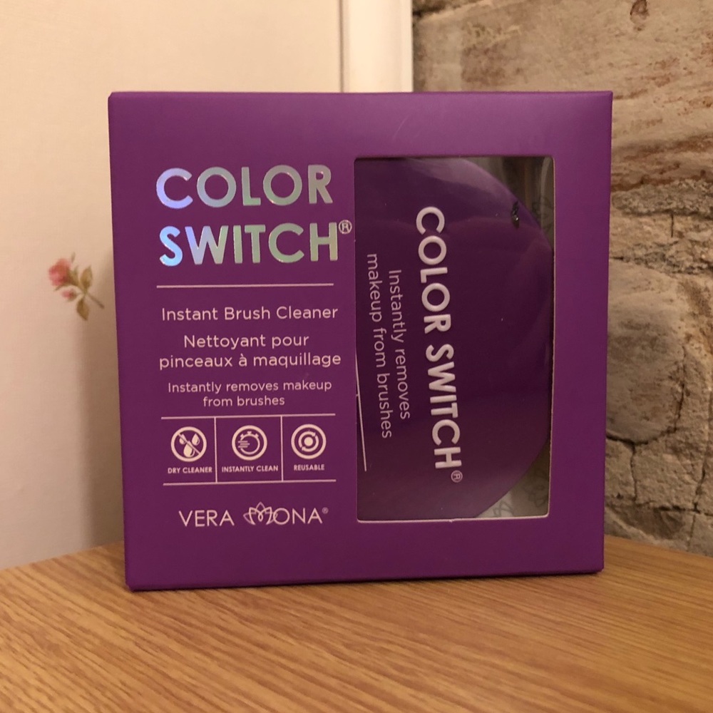 Color Switch Instant Brush Cleaner by Vera Mona